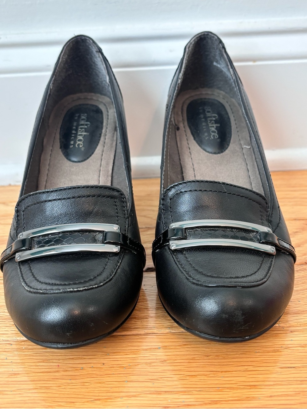 SoftShoe by Medicus Melissa Black Comfort Heels Pumps Women’s 7M Silver Accent - Picture 4 of 13